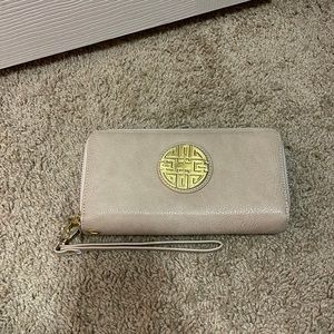 Double zipper wallet with wristlet